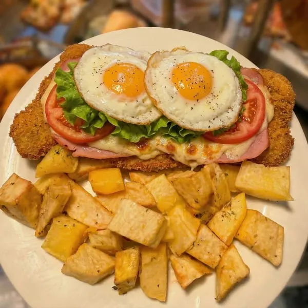 Milanesa Completa C/Guarnicion