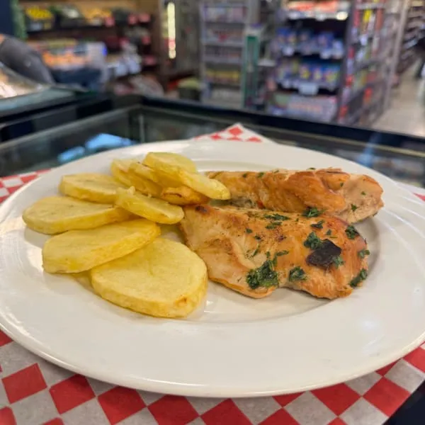 Pechuga De Pollo C/Guarnicion